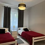 Mirella 20 M From The Sea - Free Parking 아파트 트로기르