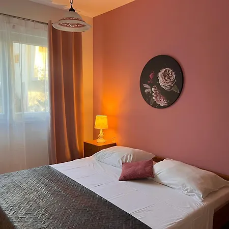 公寓 Mirella 20 M From The Sea - Free Parking *