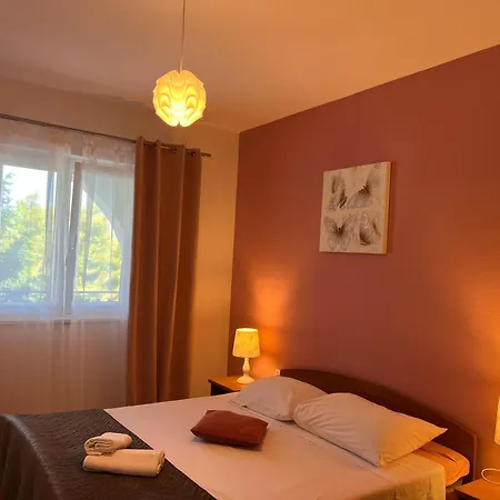 Apartamento Mirella 20 M From The Sea - Free Parking *