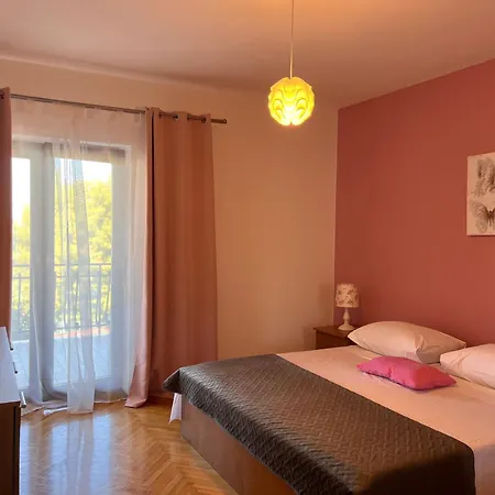 Mirella 20 M From The Sea - Free Parking