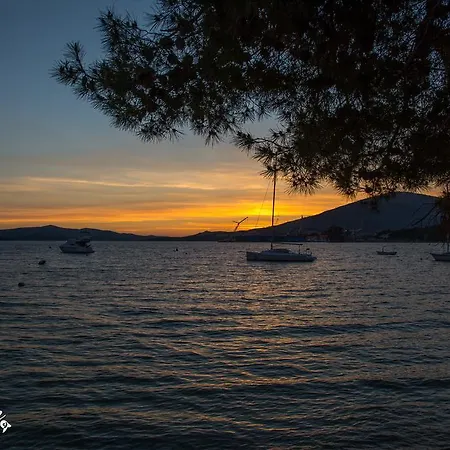 公寓 Mirella 20 M From The Sea - Free Parking *