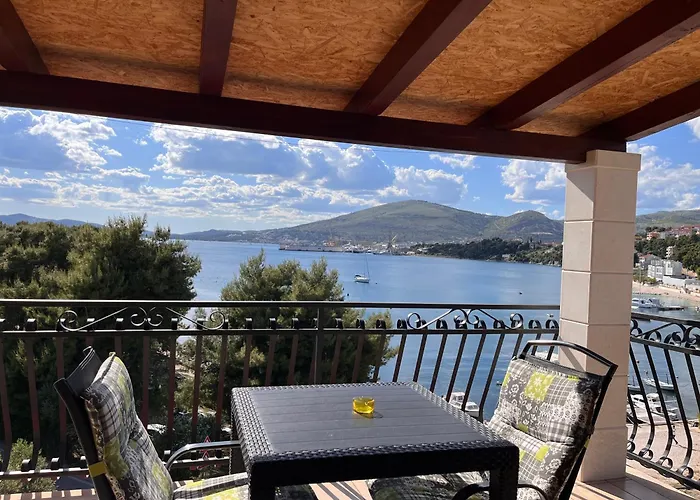 Mirella 20 M From The Sea - Free Parking Trogir