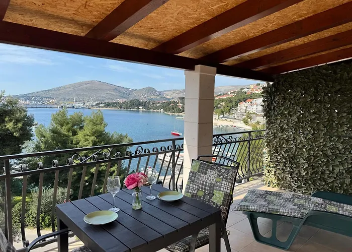Mirella 20 M From The Sea - Free Parking Apartamento