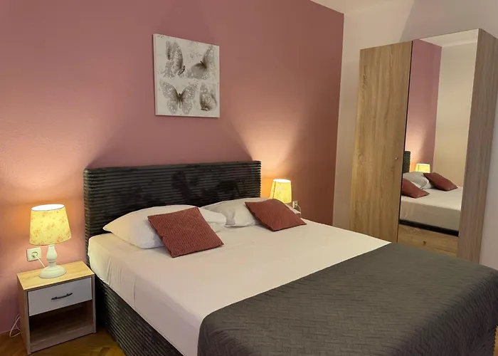 Mirella 20 M From The Sea - Free Parking