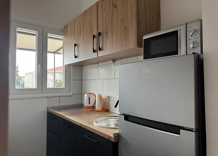 Apartamento Mirella 20 M From The Sea - Free Parking Trogir