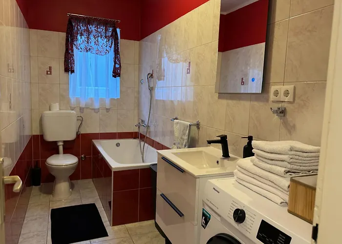 Apartamento Mirella 20 M From The Sea - Free Parking Trogir