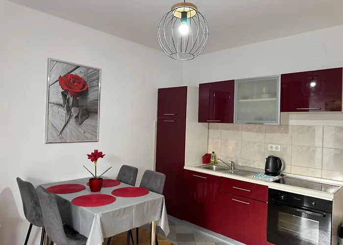 Mirella 20 M From The Sea - Free Parking