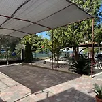 شقة Mirella 20 M From The Sea - Free Parking تروغير
