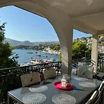 Apartament Mirella 20 M From The Sea - Free Parking *