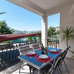 Appartement Mirella 20 M From The Sea - Free Parking