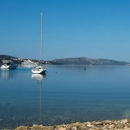 Mirella 20 M From The Sea - Free Parking 公寓