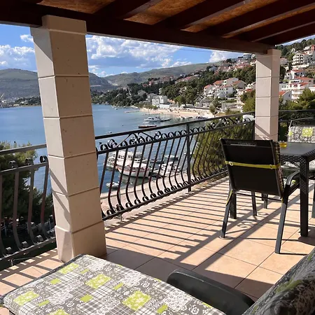 Mirella 20 M From The Sea - Free Parking Апартаменты