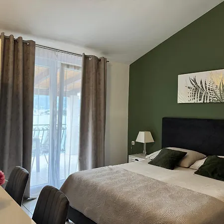 Apartment Mirella Trogir