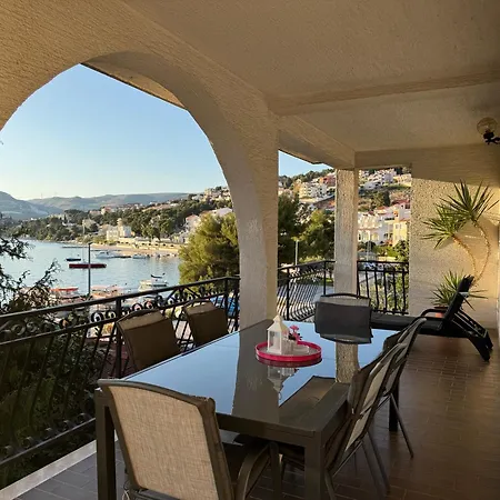 Mirella Trogir