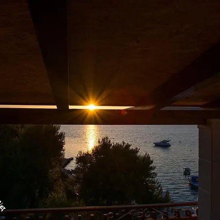 Mirella 20 M From The Sea - Free Parking * Трогир