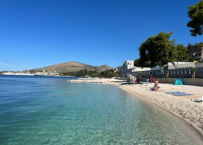 Διαμέρισμα Mirella 20 M From The Sea - Free Parking Τρογκίρ