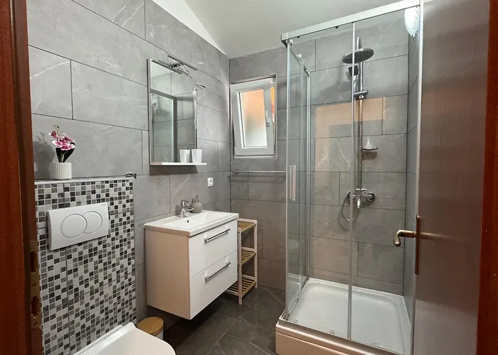 Διαμέρισμα Mirella 20 M From The Sea - Free Parking *
