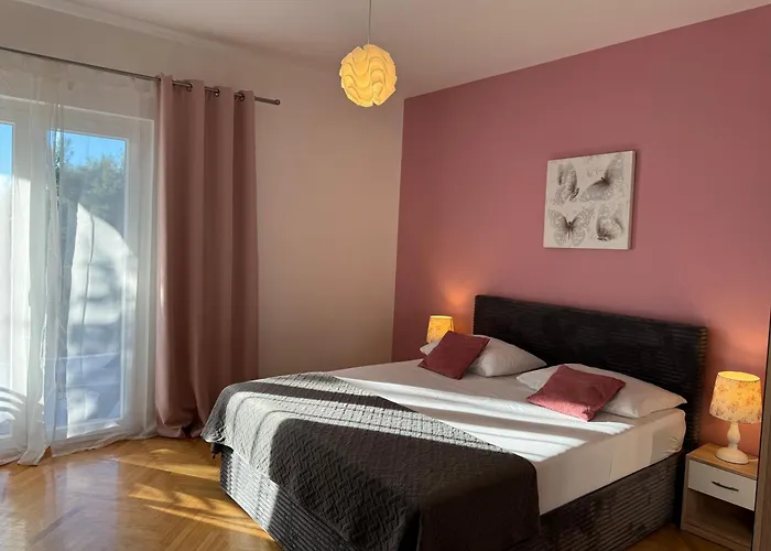 Mirella 20 M From The Sea - Free Parking Διαμέρισμα Τρογκίρ