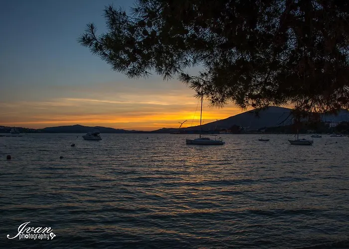 Διαμέρισμα Mirella 20 M From The Sea - Free Parking *
